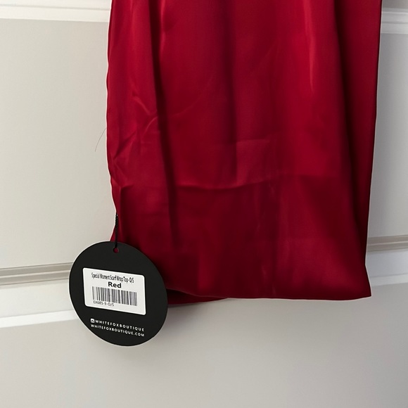 White Fox Wrap scarf. NWT. - Picture 2 of 5